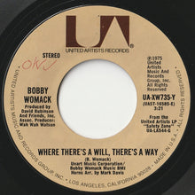 Load image into Gallery viewer, Bobby Womack - Everything&#39;s Gonna Be Alright / Where There&#39;s A WIll, There&#39;s A Way (7 inch Record / Used)
