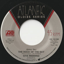 Load image into Gallery viewer, Otis Redding - (Sittin&#39; On) The Dock Of The Bay / My Lover&#39;s Prayer (7 inch Record / Used)
