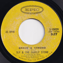 画像をギャラリービューアに読み込む, Sly &amp; The Family Stone - Runnin&#39; Away / Brave &amp; Strong (7 inch Record / Used)
