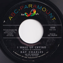 画像をギャラリービューアに読み込む, Ray Charles And His Orchestra - Smack Dab In The Middle / I Wake Up Crying (7 inch Record / Used)
