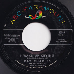 Ray Charles And His Orchestra - Smack Dab In The Middle / I Wake Up Crying (7 inch Record / Used)