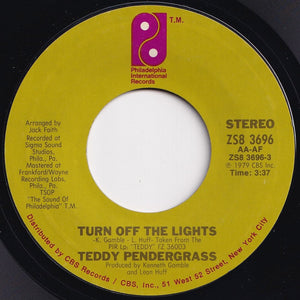 Teddy Pendergrass - Turn Off The Lights / If You Know Like I Know (7 inch Record / Used)