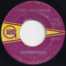 Load image into Gallery viewer, Temptations - I Wish It Would Rain / I Truly, Truly Believe (7 inch Record / Used)
