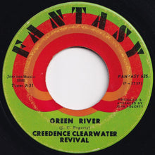 画像をギャラリービューアに読み込む, Creedence Clearwater Revival - Green River / Commotion (7 inch Record / Used)
