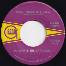 画像をギャラリービューアに読み込む, Martha &amp; The Vandellas - Jimmy Mack / Third Finger, Left Hand (7 inch Record / Used)
