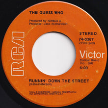 画像をギャラリービューアに読み込む, Guess Who - Hand Me Down World / Runnin&#39; Down The Street (7 inch Record / Used)
