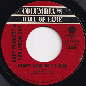 Gary Puckett & The Union Gap - This Girl Is A Woman Now / Don't Give In To Him (7 inch Record / Used)