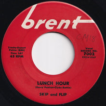 画像をギャラリービューアに読み込む, Skip and Flip - It Was I / Lunch Hour (7 inch Record / Used)
