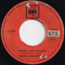 Load image into Gallery viewer, Martha Reeves &amp; The Vandellas - Quicksand / Darling, I Hum Our Song (7 inch Record / Used)
