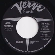Load image into Gallery viewer, Stan Getz, Joao Gilberto - The Girl From Ipanema / Blowin&#39; In The Wind (7 inch Record / Used)
