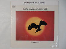 Laden Sie das Bild in den Galerie-Viewer, Charlie Parker - Charlie Parker On Savoy Vol. 1 (LP-Vinyl Record/Used)
