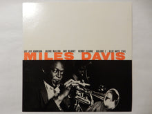 Laden Sie das Bild in den Galerie-Viewer, Miles Davis - Volume 1 (LP-Vinyl Record/Used)
