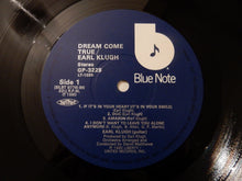 Laden Sie das Bild in den Galerie-Viewer, Earl Klugh - Dream Come True (LP-Vinyl Record/Used)
