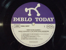 Charger l&#39;image dans la galerie, Sarah Vaughan - Send In The Clowns (LP-Vinyl Record/Used)

