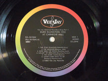 Laden Sie das Bild in den Galerie-Viewer, Duke Ellington - At Carnegie Hall 1952 (LP-Vinyl Record/Used)
