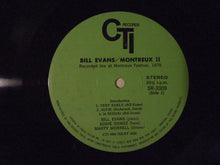 Laden Sie das Bild in den Galerie-Viewer, Bill Evans Montreux II King Records SR 3309
