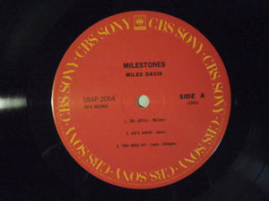Miles Davis Milestones CBS/Sony 18AP 2054