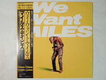 Laden Sie das Bild in den Galerie-Viewer, Miles Davis We Want Miles CBS/Sony 36AP 2350~1
