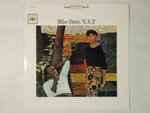 画像をギャラリービューアに読み込む, Miles Davis E.S.P. CBS YS-525-C
