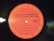Laden Sie das Bild in den Galerie-Viewer, Miles Davis Miles Davis At Carnegie Hall CBS/Sony 18AP 2059
