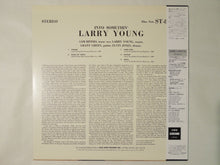 画像をギャラリービューアに読み込む, Larry Young Into Somethin&#39; Blue Note K18P 9235
