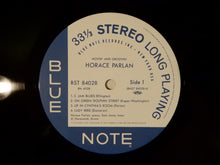 画像をギャラリービューアに読み込む, Horace Parlan Movin’ &amp; Groovin’ Blue Note BN 4028

